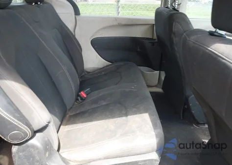 2020 Chrysler Voyager L from USA, damaged, VIN 2C4RC1AG4LR105067